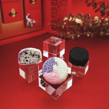 Oreo Cheesecake Snowskin Mooncake